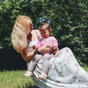 Meet your Posher, Nicole